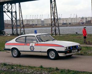 Ford Capri 2.8i Police Car 1983 года